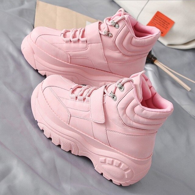 The new hot-selling casual Women shoes autumn winter thick bottom high fashion trend Ms booties Comfortable warm white shoes